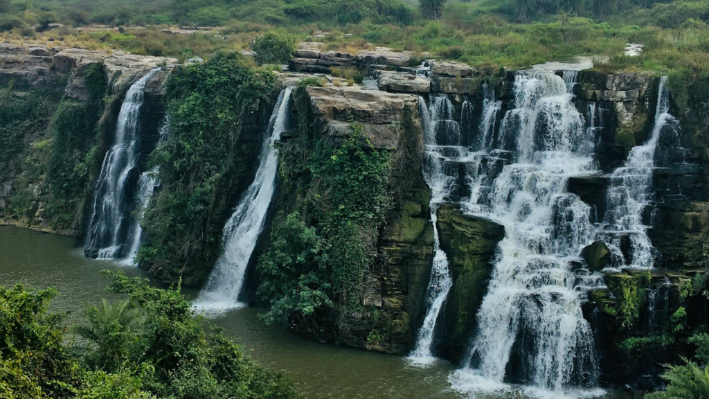 Discover the Top Waterfalls in Madhya Pradesh: Nature’s Majestic Wonders